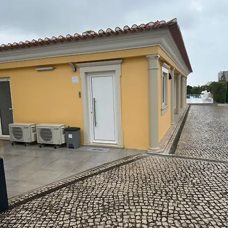 Yellow Sweet - Maria, Beatriz E Marbia Ferienhaus